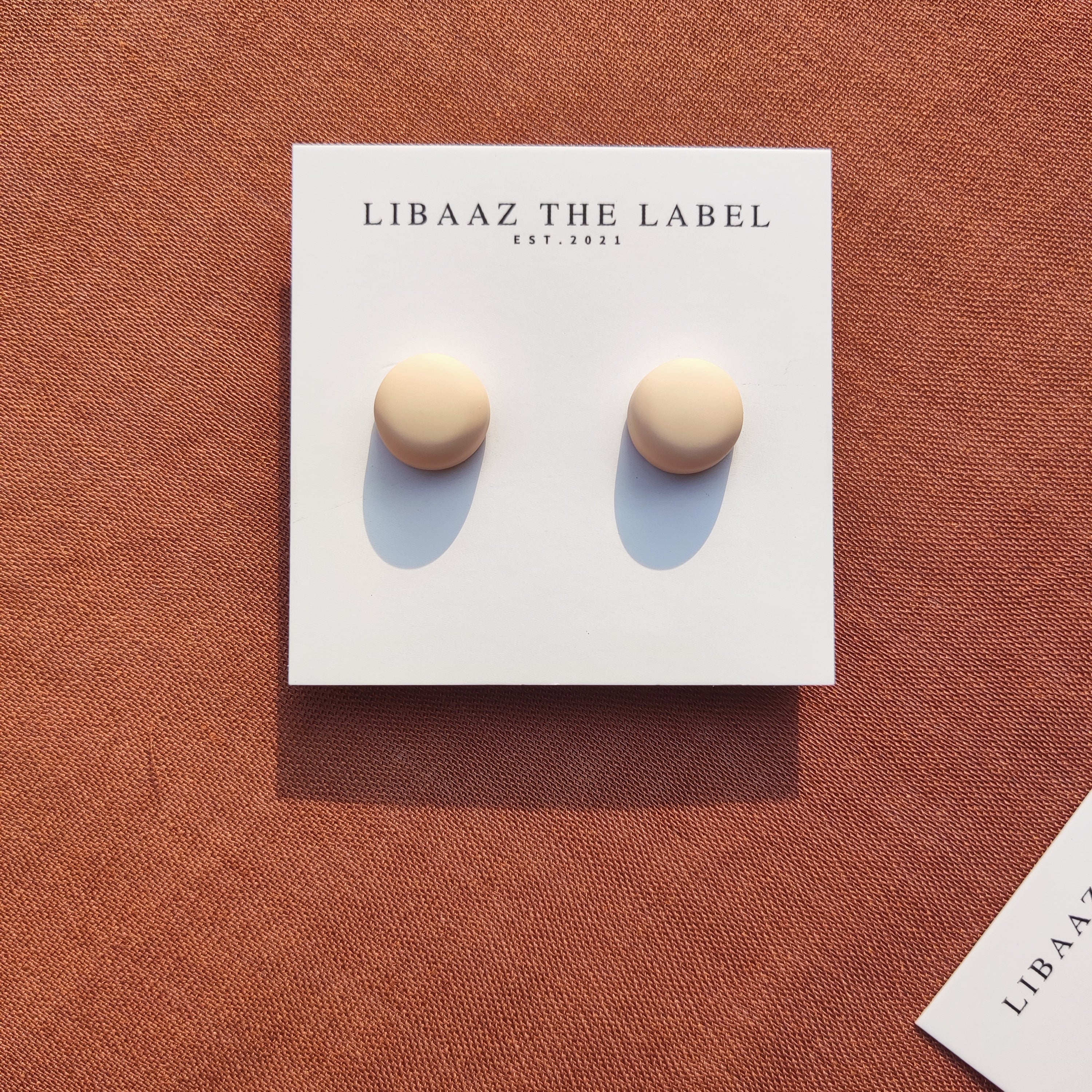 Vanilla Hijab Magnet (2 Pairs)