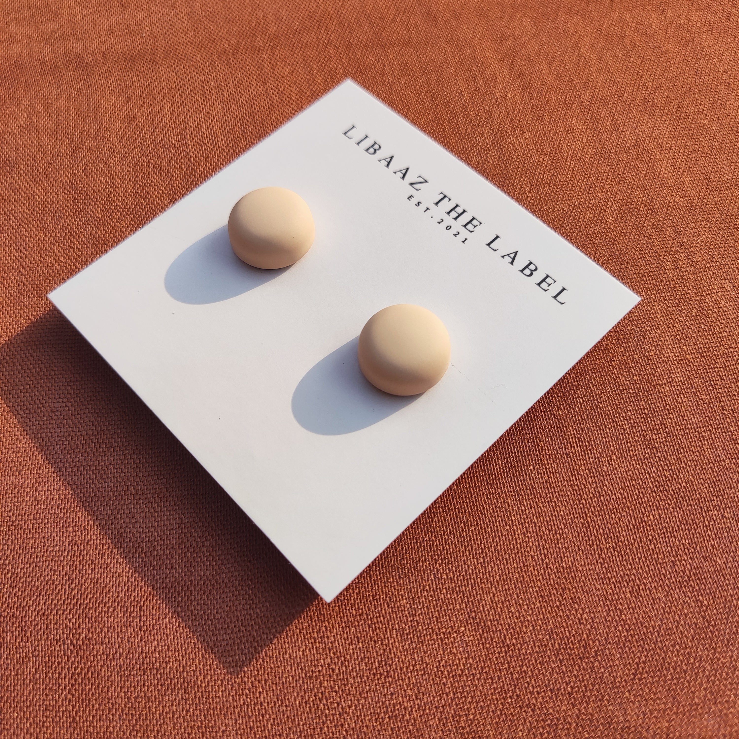 Vanilla Hijab Magnet (2 Pairs)