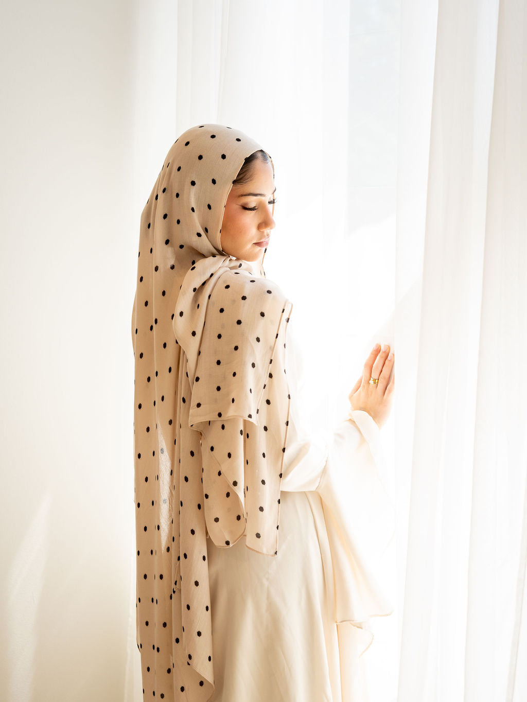 Cream polka
