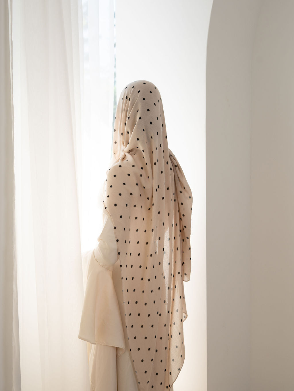Cream polka
