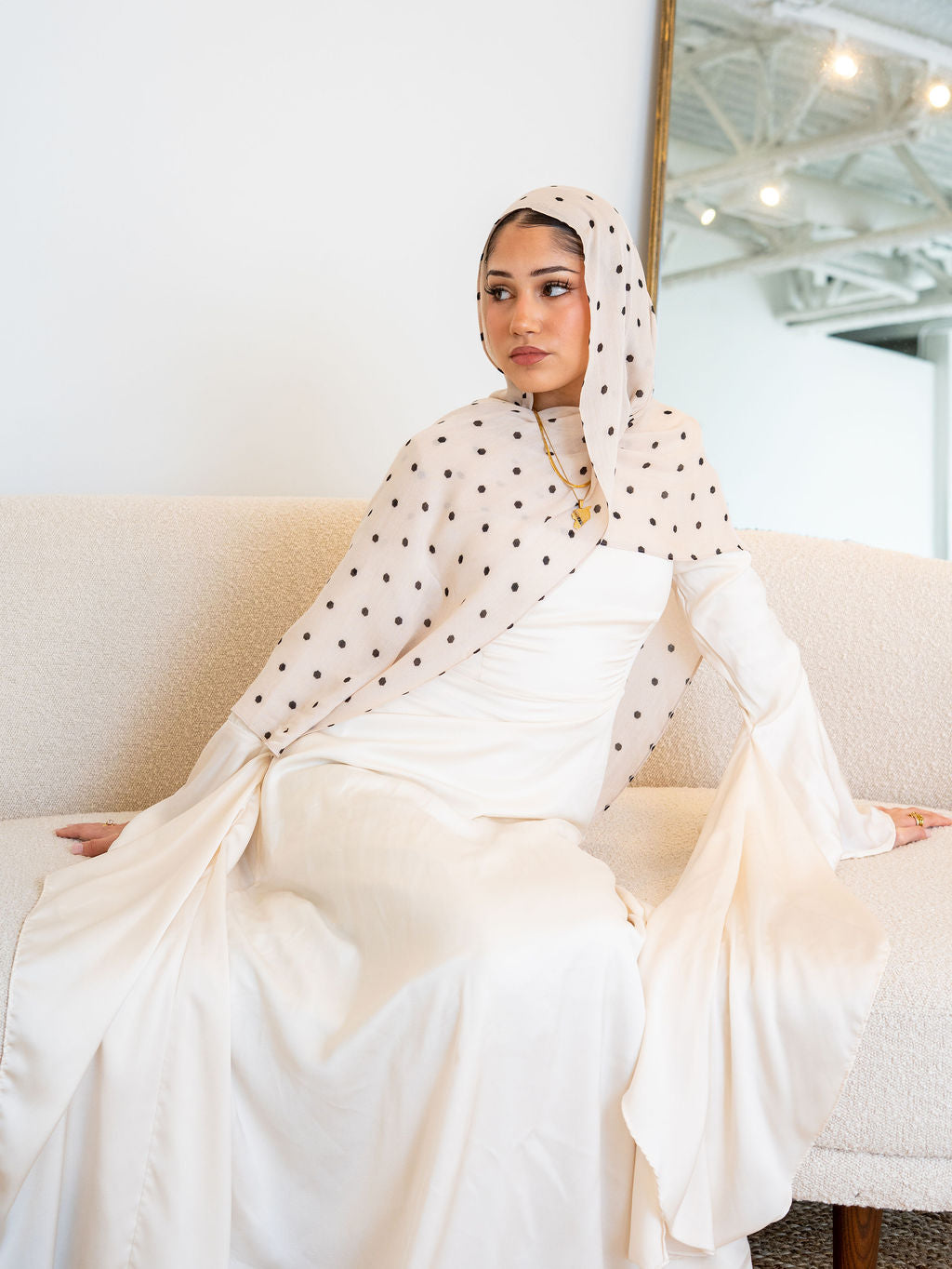 Cream polka